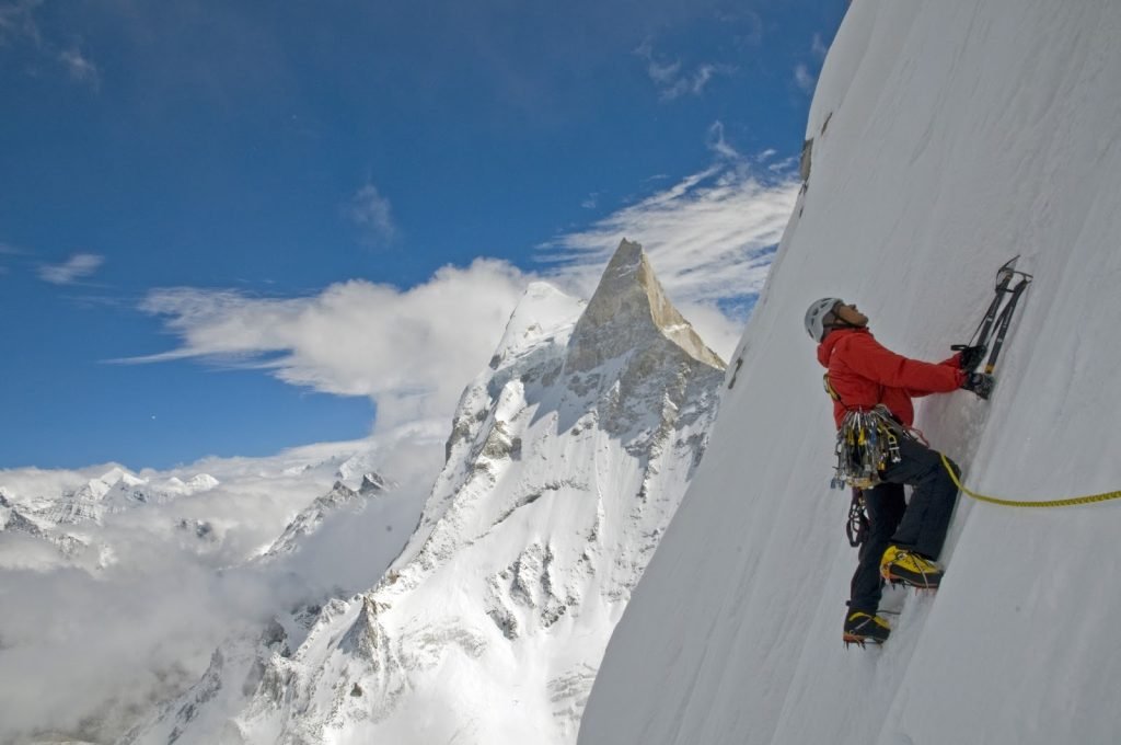traversée vertigineuse à l'Everest