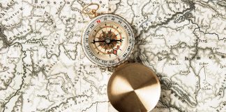boussole et carte