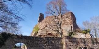 randonnée au chateau de Guirbaden