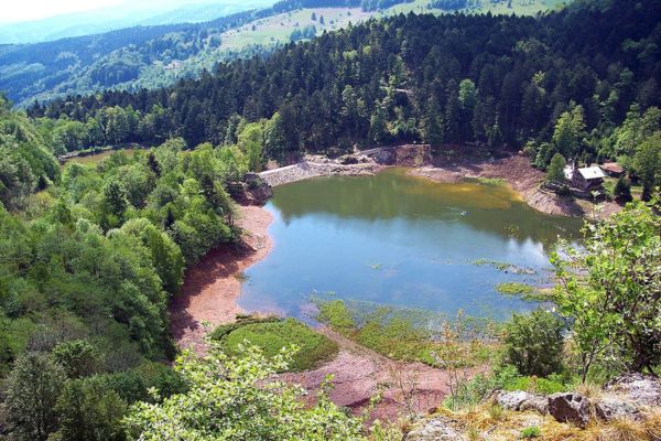 Lac du Grand Neuweiher, lac vosgien