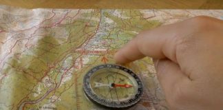 trouver le nord sur la carte et aligné la boussole